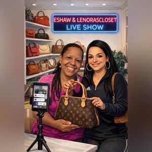 Live Show Listing❤️Sisters W/Crazy Deals❤️